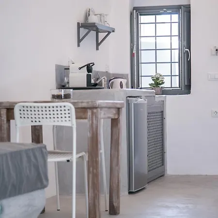 Omikron By Theodora Suites * Oia