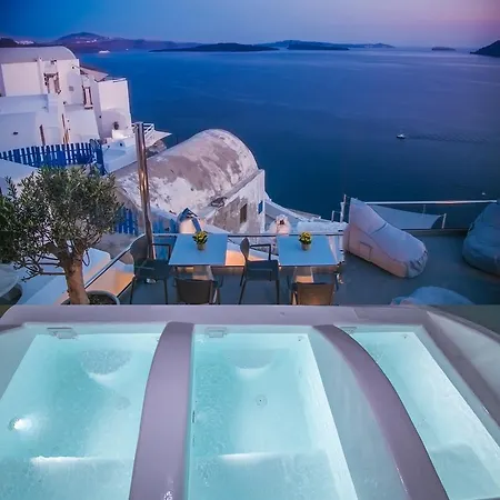 Omikron By Theodora Suites Hotel