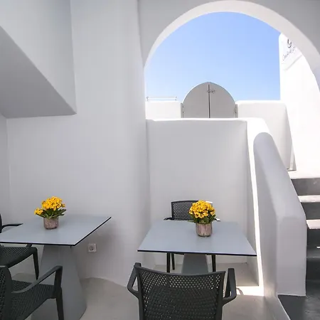 Omikron By Theodora Suites Hotel *